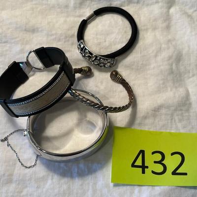 Lot of bracelets