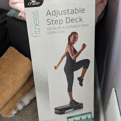 NIB Crane Adjustable Step Deck