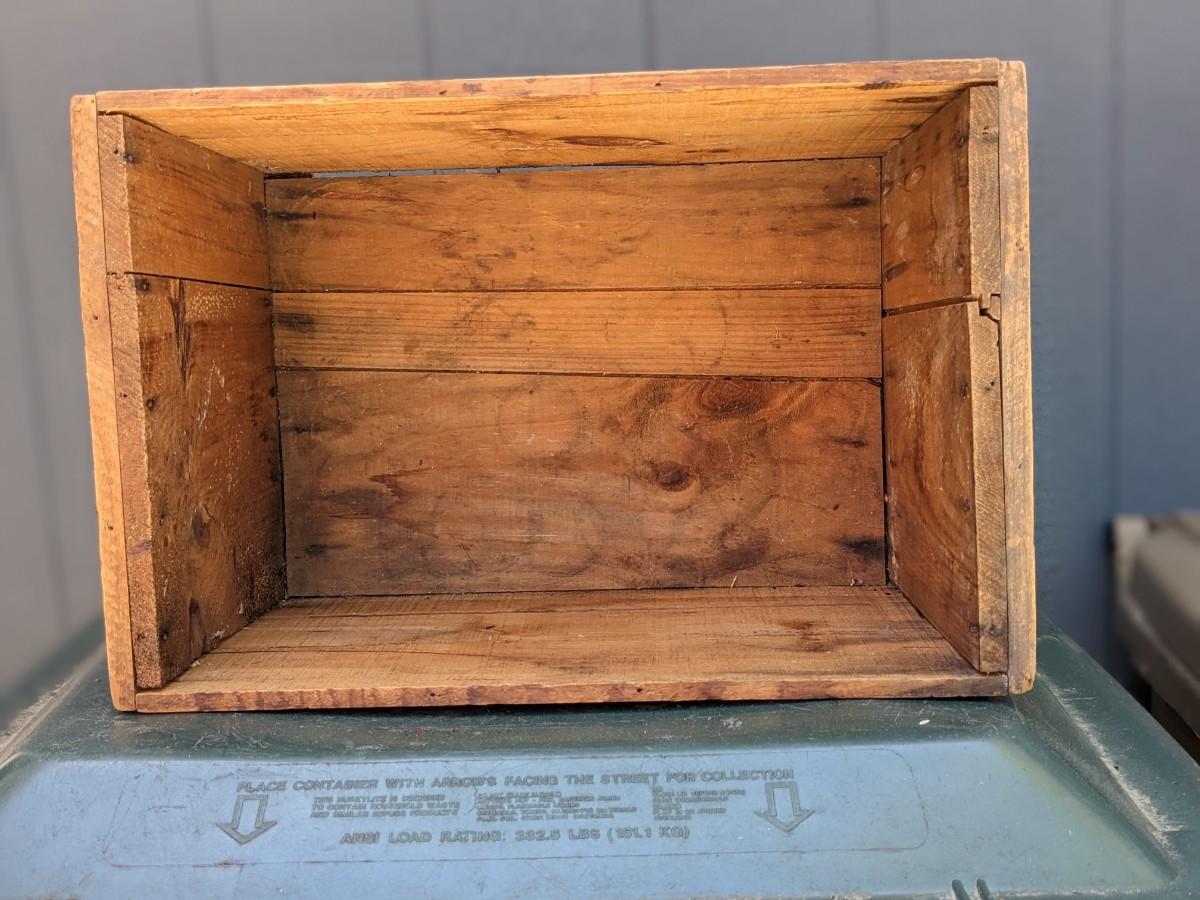 WOODEN CRATE BOX WOOD SHIPPING CRANBERRIES PAPER LABEL DEER BRAND