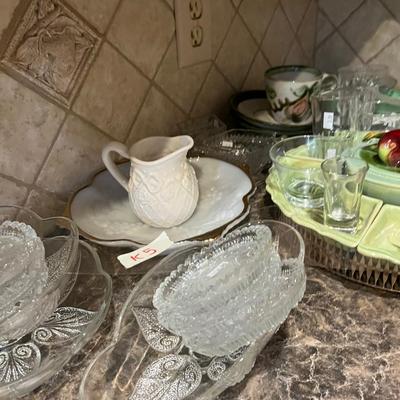 Serving dishes
