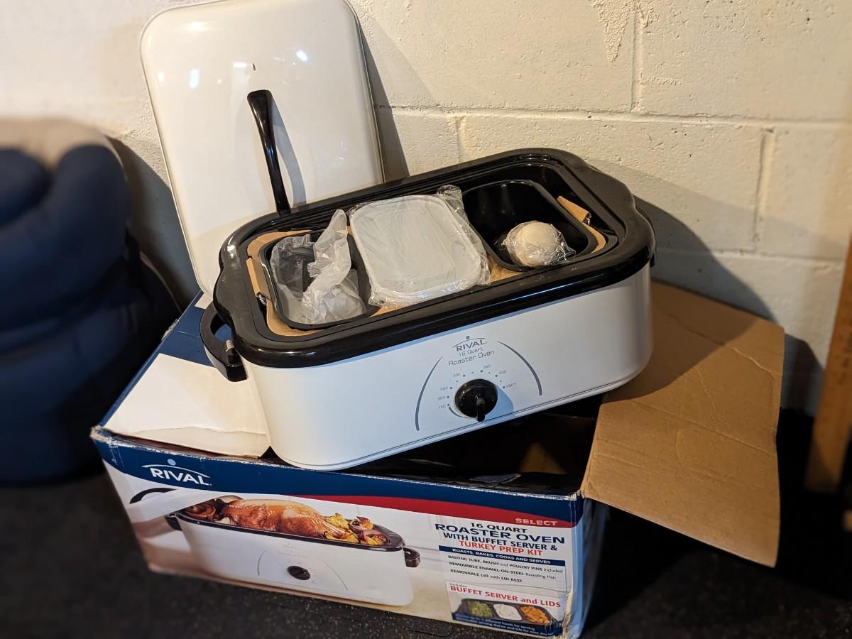 NIB Rival Roaster Oven