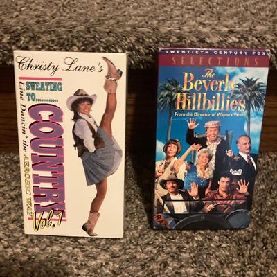 CHALK-WARE HORSE WALL HANGER AND VHS MOVIES ðŸŽ¥ ðŸ¿