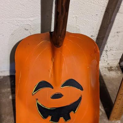 Halloween Shovel