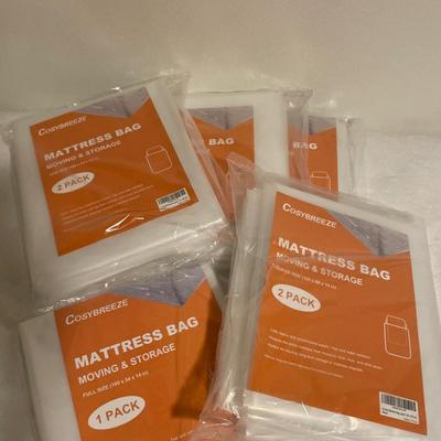 Lot of multi size mattress bags