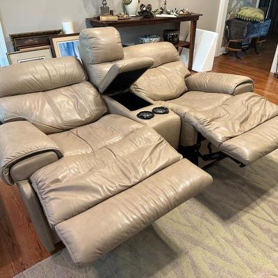 Flexsteel leather power reclining loveseat