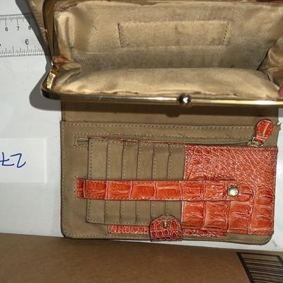 jessica simpson wallet