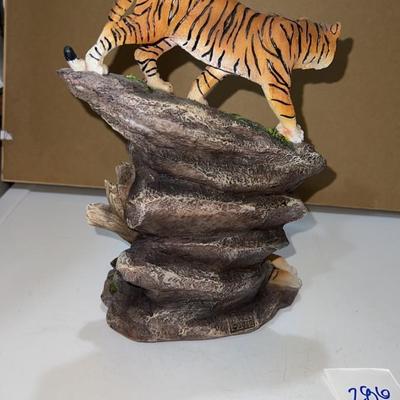 tiger clock
