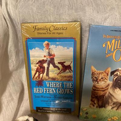 GREAT KID FLICKS, ALL NIB VHS MOVIES, NEVER HAVE HAD THE PLEASURE OF BEING PLAYED!