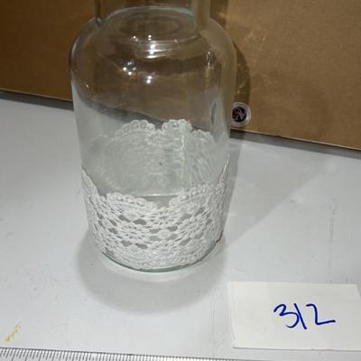 lace vase