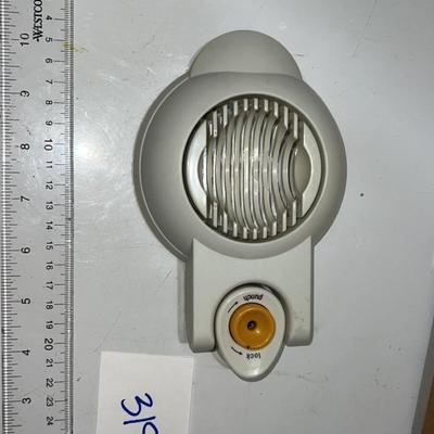 vtg egg slicer