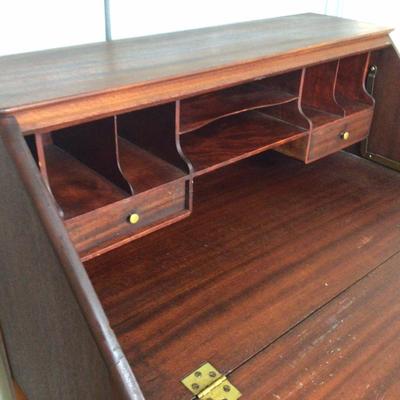 224 Vintage Ladies Slant Top Mahogany Desk