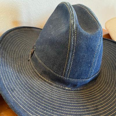 Lot of 3 Men's Hats