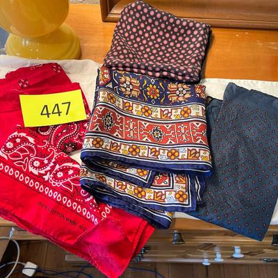 Lot of Men's hankies & suit squares