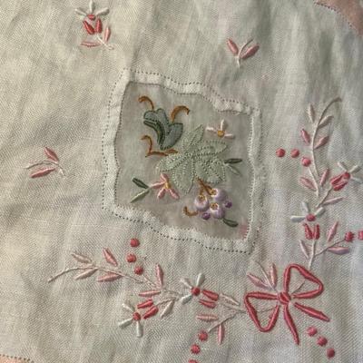 Lot of linens