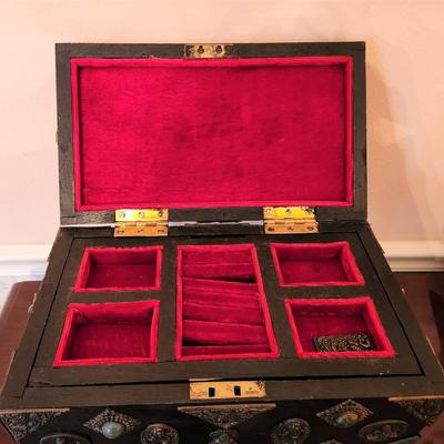 Lot #110  Beautiful Jewelry Box with Asian Styling