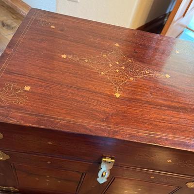 Asian Chest w/ Stand