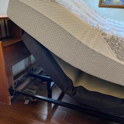 King Size bed  rejuven8 brand