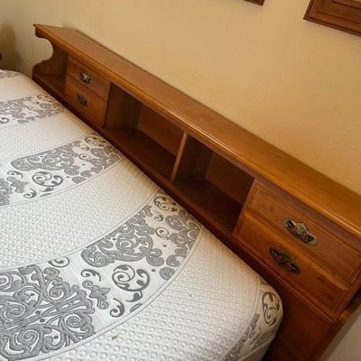 King Size bed  rejuven8 brand