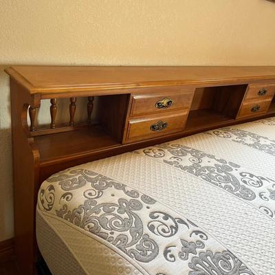 King Size bed  rejuven8 brand