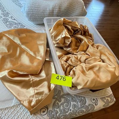 Gold satin style sheet set