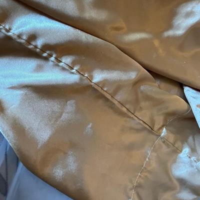 Gold satin style sheet set