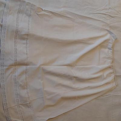 Women's Slips and lingerie  Size L 32" / 36 / 42 / L / XL