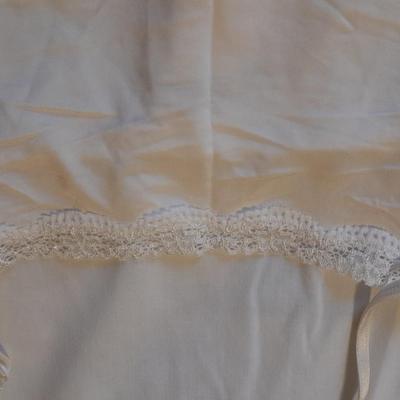 Women's Slips and lingerie  Size L 32" / 36 / 42 / L / XL