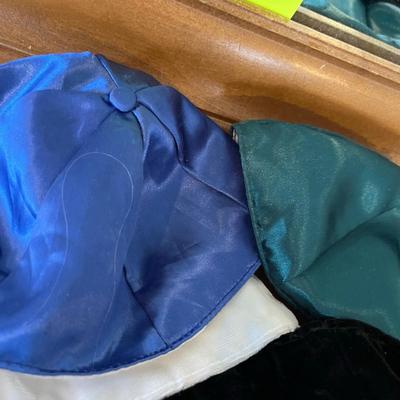 Lot of yarmulkes