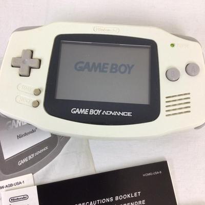 171 Nintendo Game Boy & Tetris Game