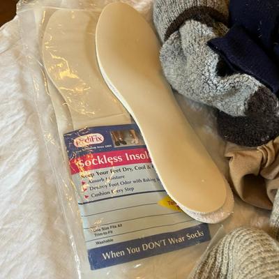 Tub of Men's Socks