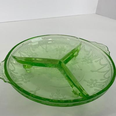 -132- URANIUM | Anchor Hocking Cameo Ballerina | Divided Three Footed Dish
