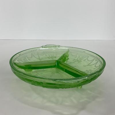 -132- URANIUM | Anchor Hocking Cameo Ballerina | Divided Three Footed Dish