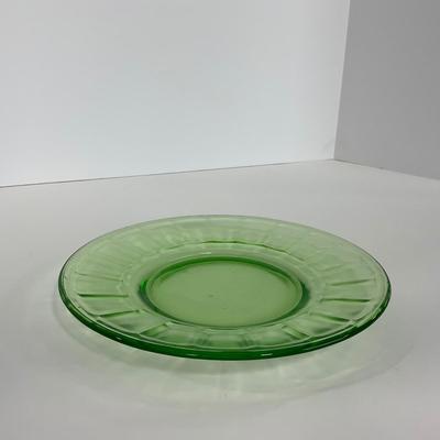 -134- URANIUM | Green Depression Small Plates