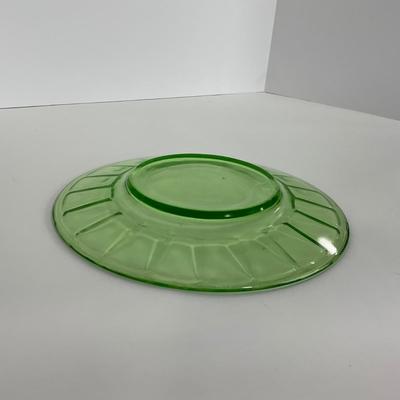 -134- URANIUM | Green Depression Small Plates