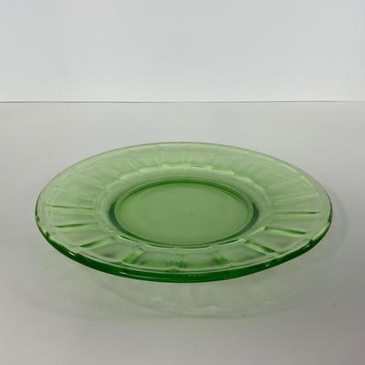 -134- URANIUM | Green Depression Small Plates