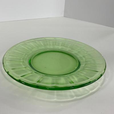 -134- URANIUM | Green Depression Small Plates