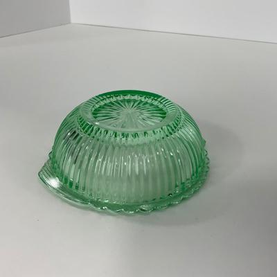 -135- URANIUM | Anchor Hocking Depression Glass | Berry Bowls
