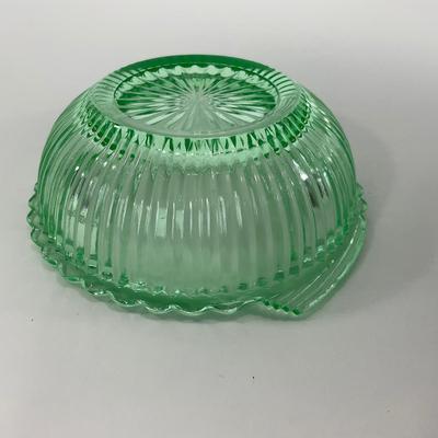 -135- URANIUM | Anchor Hocking Depression Glass | Berry Bowls