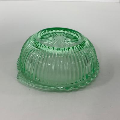 -135- URANIUM | Anchor Hocking Depression Glass | Berry Bowls