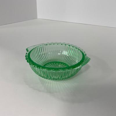 -135- URANIUM | Anchor Hocking Depression Glass | Berry Bowls