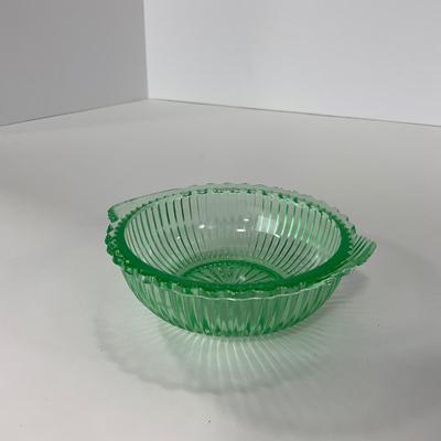 -135- URANIUM | Anchor Hocking Depression Glass | Berry Bowls