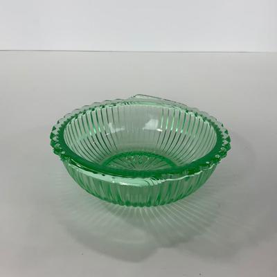 -135- URANIUM | Anchor Hocking Depression Glass | Berry Bowls