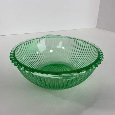 -136- URANIUM | Anchor Hocking Depression Large Bowl
