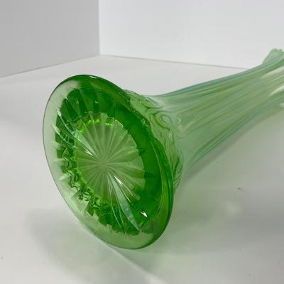 -137- GLASSWARE | Large Green Mid Century Stretch Vase
