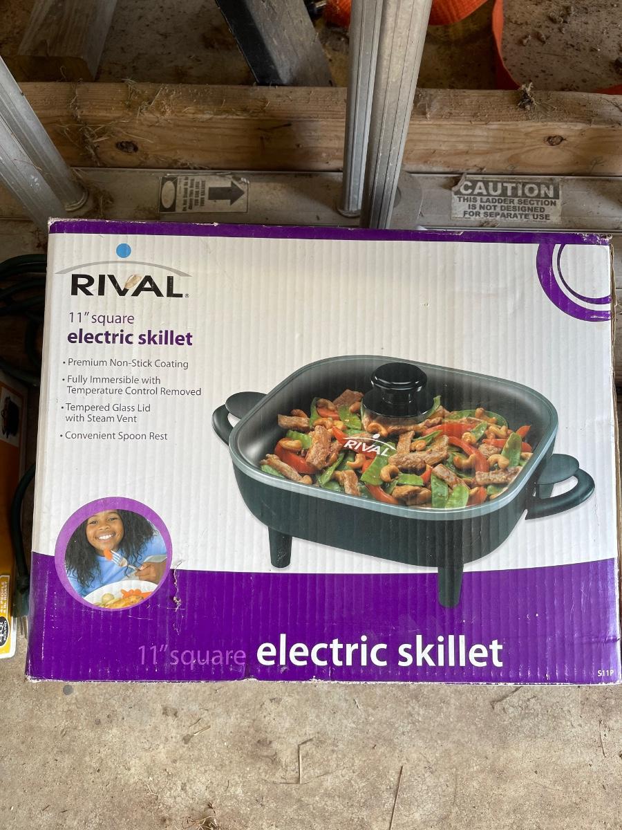 Rival electric Skillet. New in box