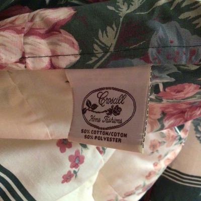 122 Croscill Floral King Comforter & Shams