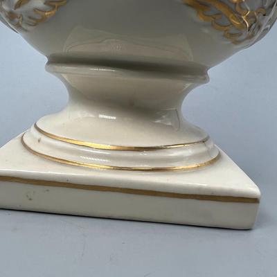 Vintage Daisy Flower Motif Swan Handle Ceramic Flower Vase Urn