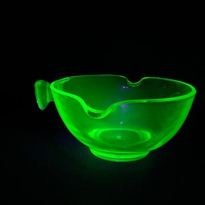 -140- URANIUM | Green Large Batter Bowl