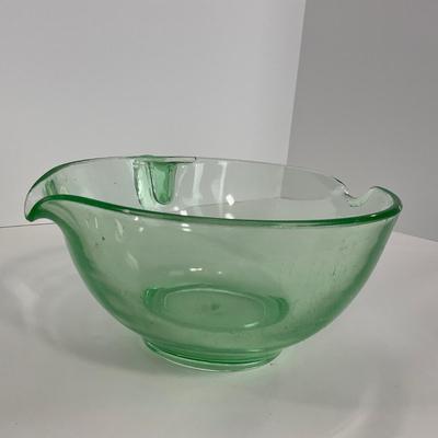 -140- URANIUM | Green Large Batter Bowl