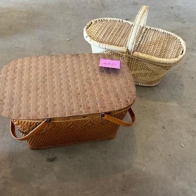 Picnic baskets